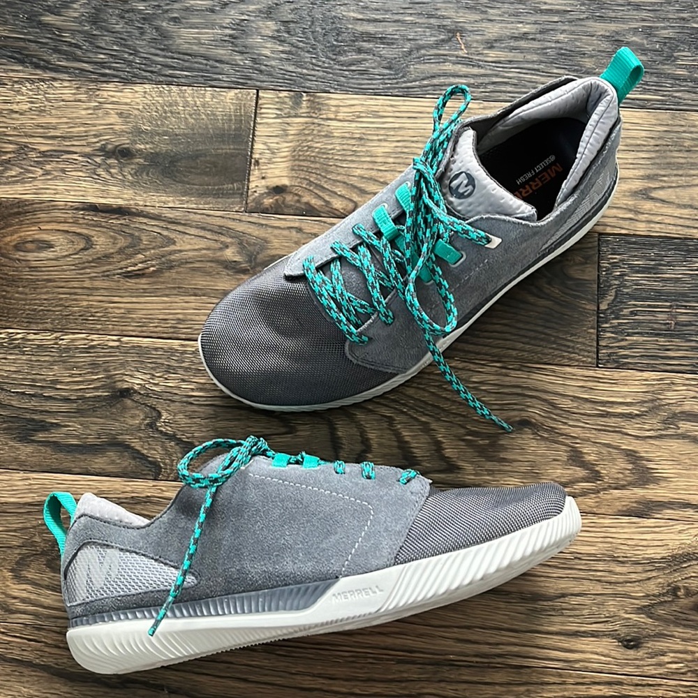 Merrell Castle Rock Bound hiking shoes